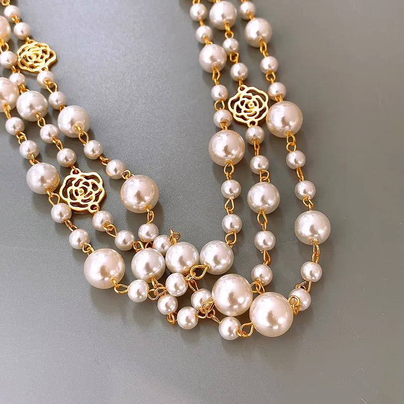 Vintage  Flower Pearl Necklace