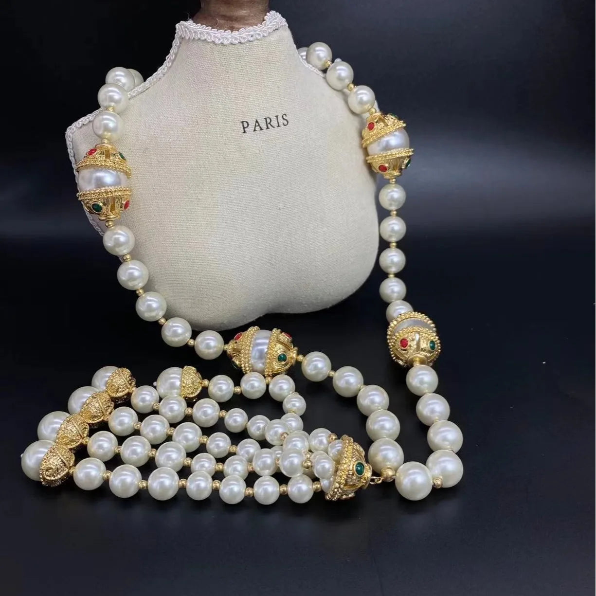 Luxury Vintage Baroque  Pearl Necklace