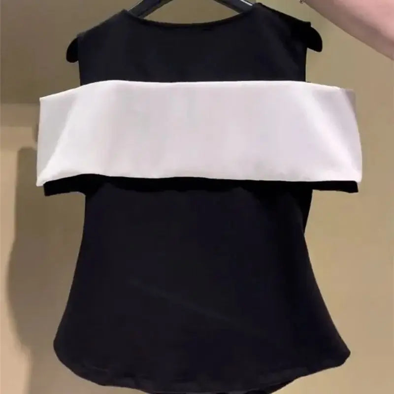 Off Shoulder Color Block 3D Diamond Bow T-shirt